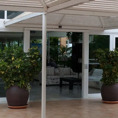 Lucana Hotel